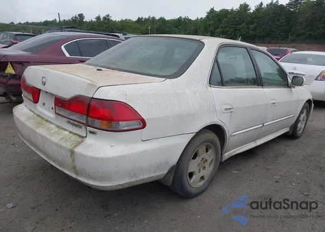 2001 Honda Accord 3.0 Ex from USA, damaged, VIN 1HGCG16591A053150